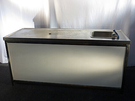 Aluminiumtresen 200x60cm mit Spüle